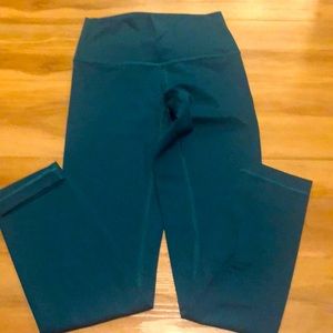 NWOT Teal Lululemon Nulux Wunder Under leggings 25”